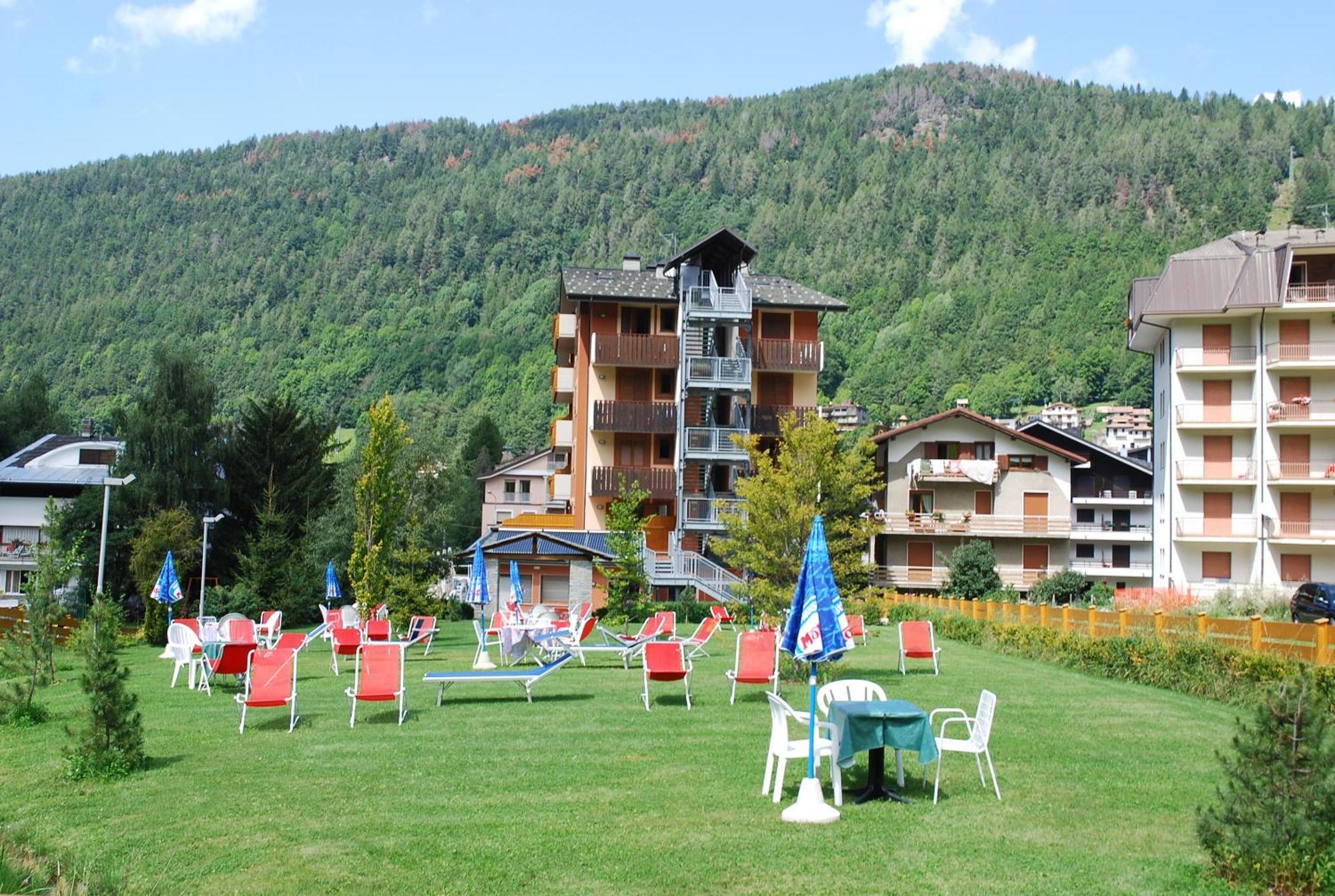 Hotel Derby Aprica Extérieur photo