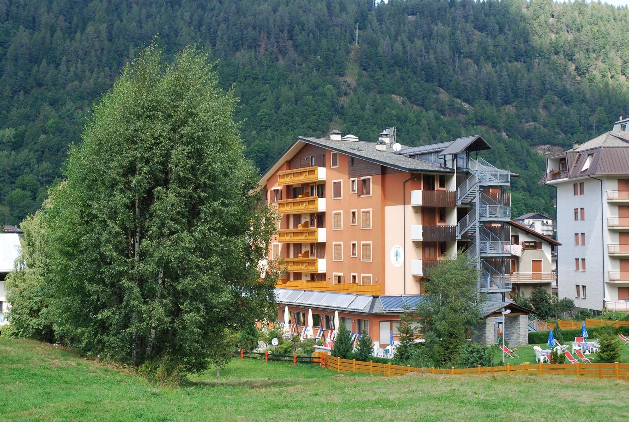 Hotel Derby Aprica Extérieur photo
